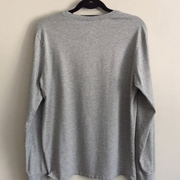 Nike long sleeve graphic - Picture 2 of 2